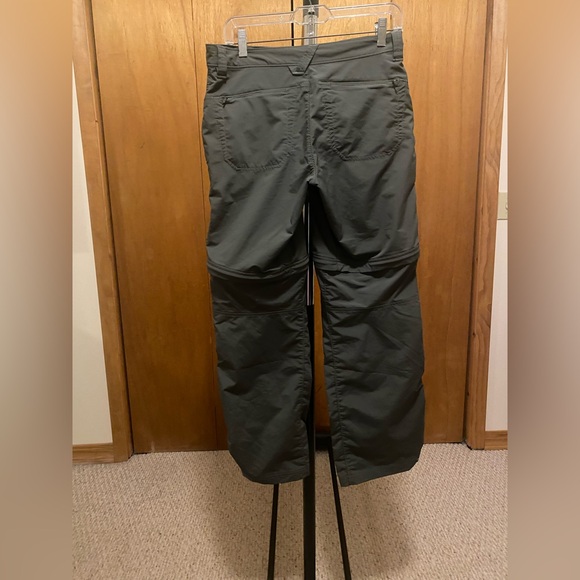Gandered Mountain Women's Green NWOT Convertible Adjustable Pants/Shorts Sz 6R - Picture 2 of 12